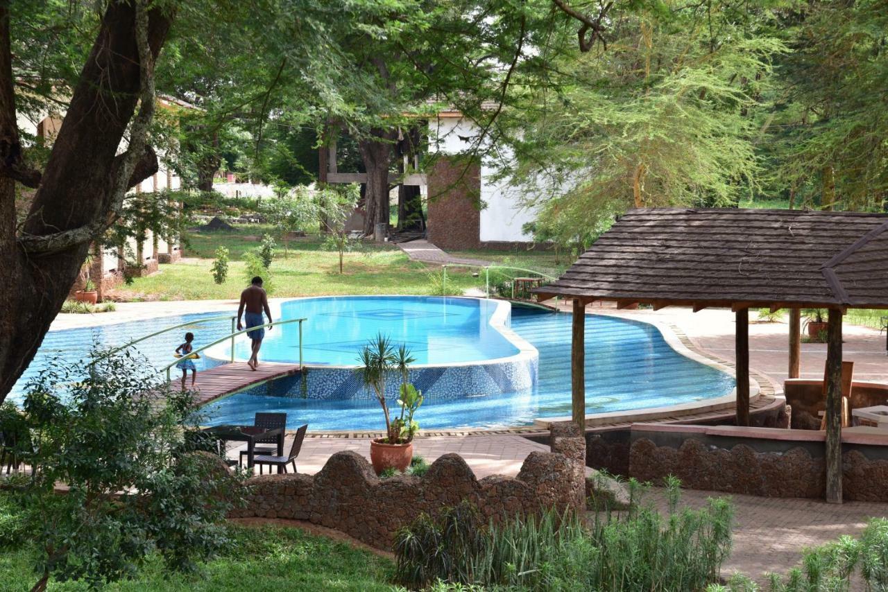 Hunters Lodge Twaandu Exterior foto